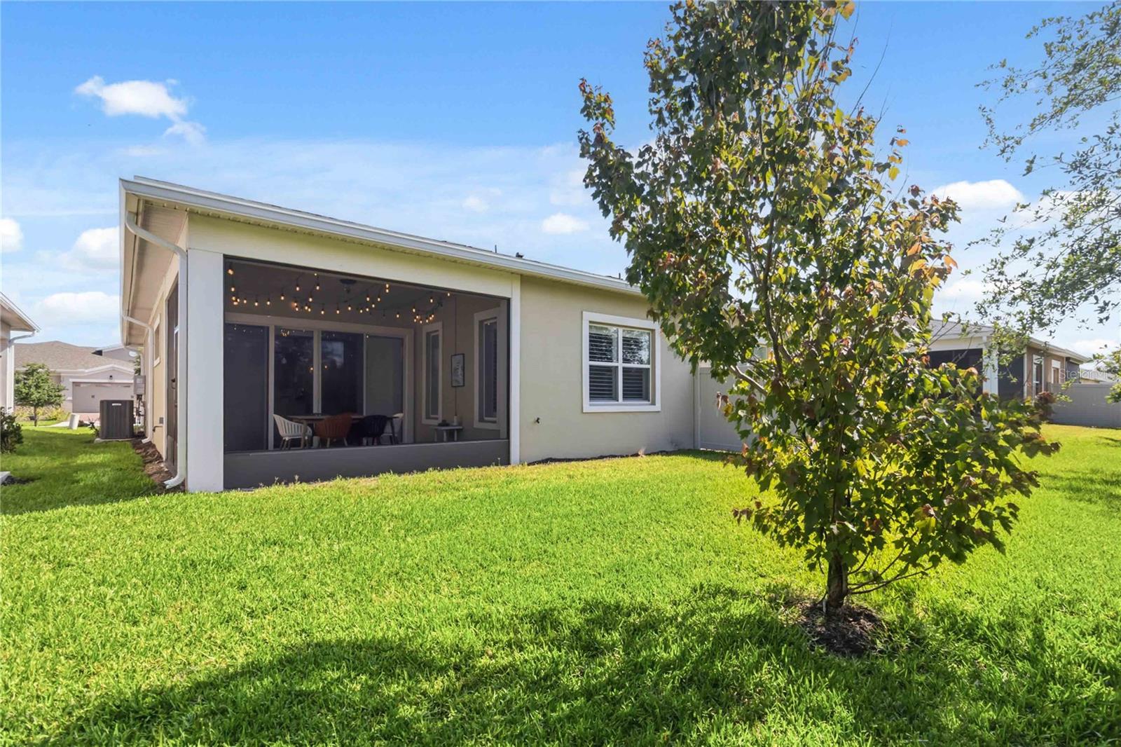 Listing photo id 41 for 2305 Datura Loop