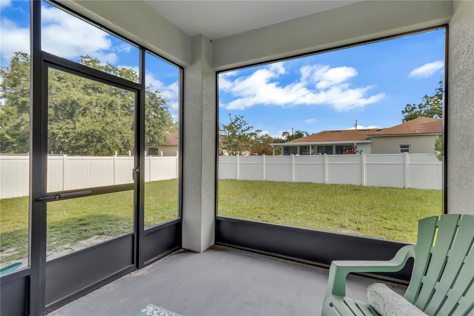 Image 29 of 35 For 932 Albertville Court