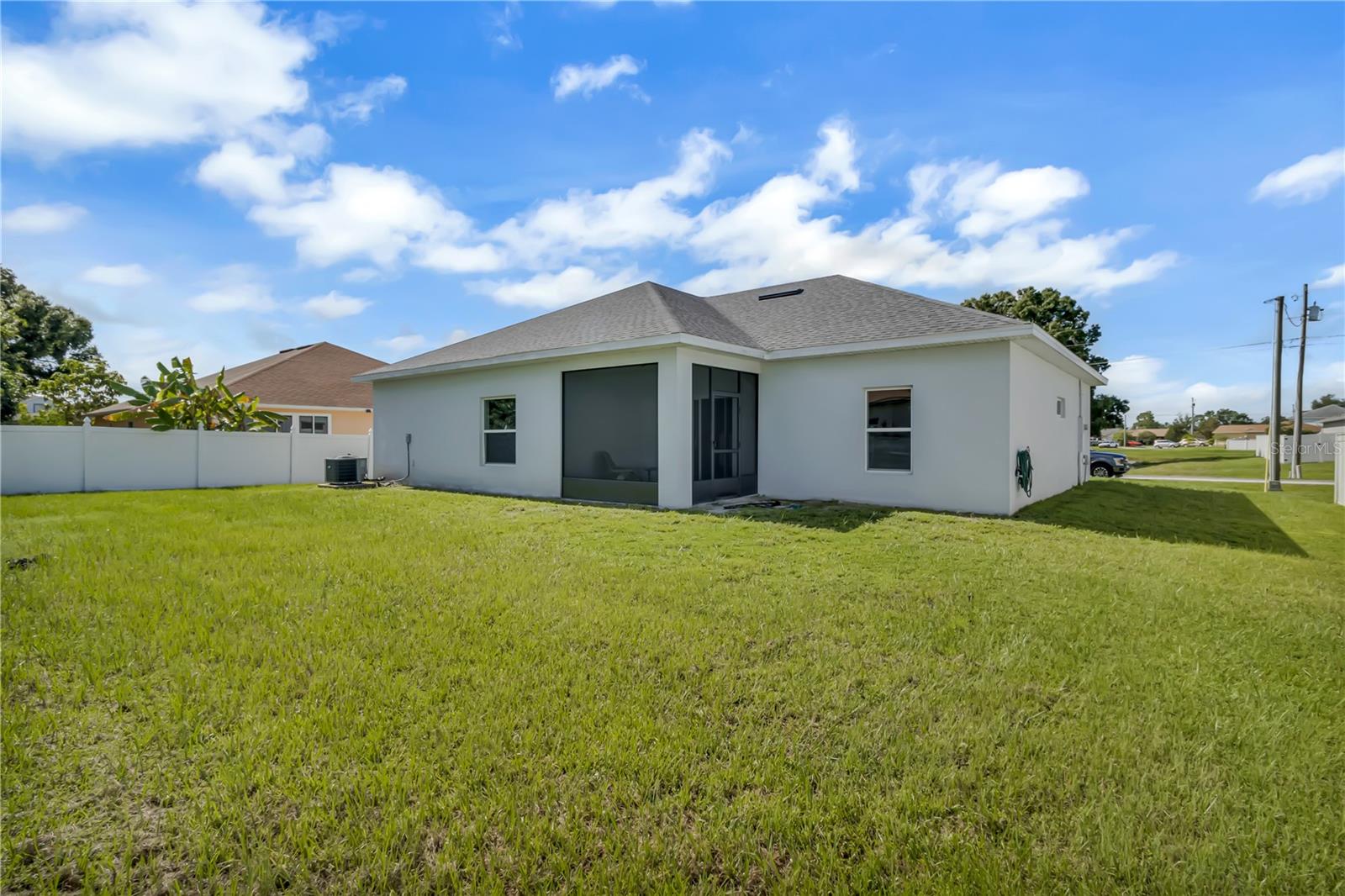 Image 31 of 35 For 932 Albertville Court