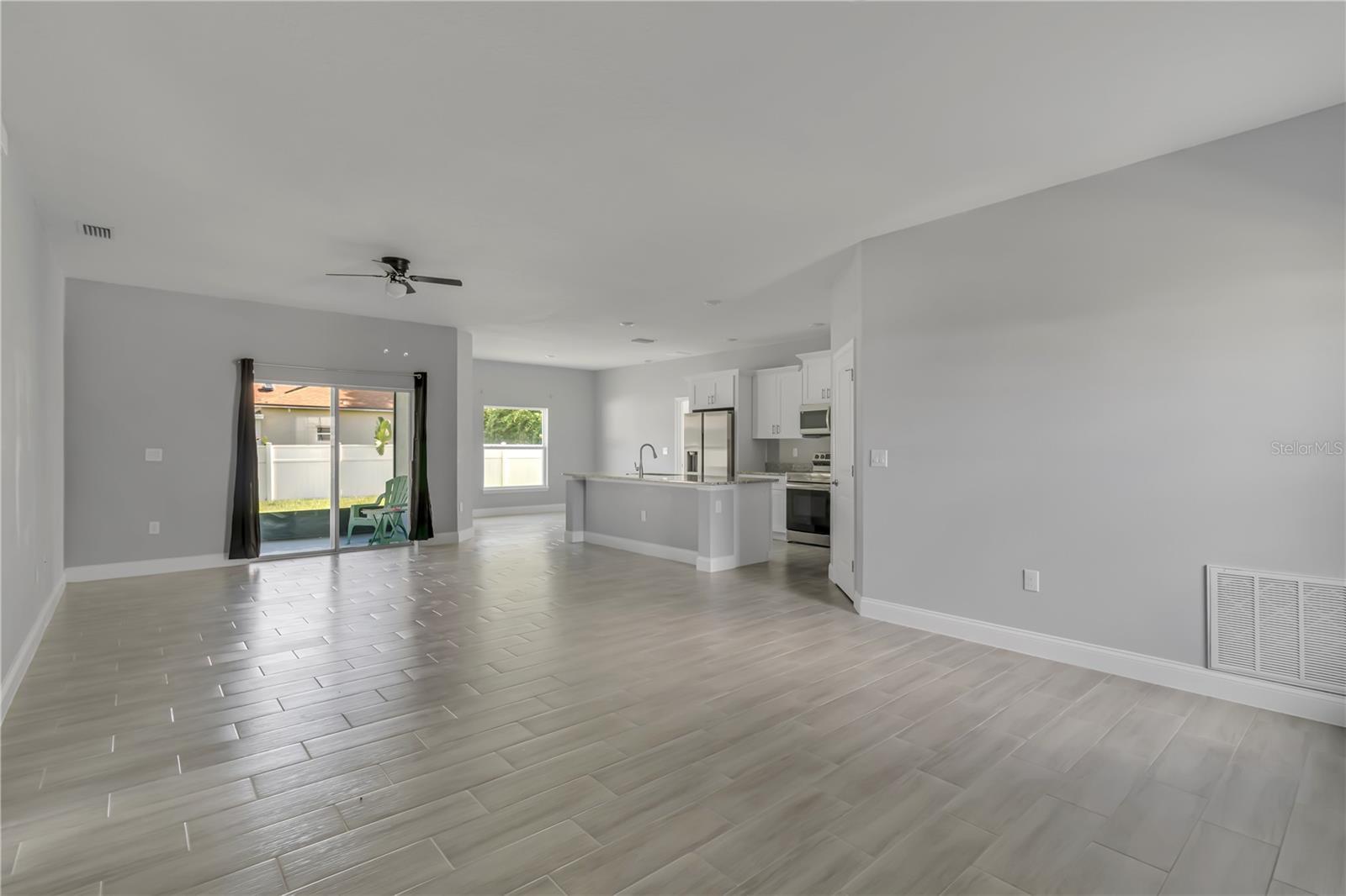 Image 6 of 35 For 932 Albertville Court