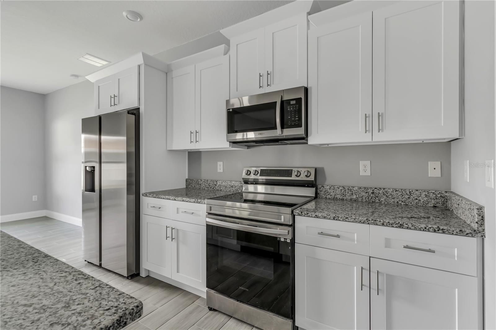 Image 8 of 35 For 932 Albertville Court