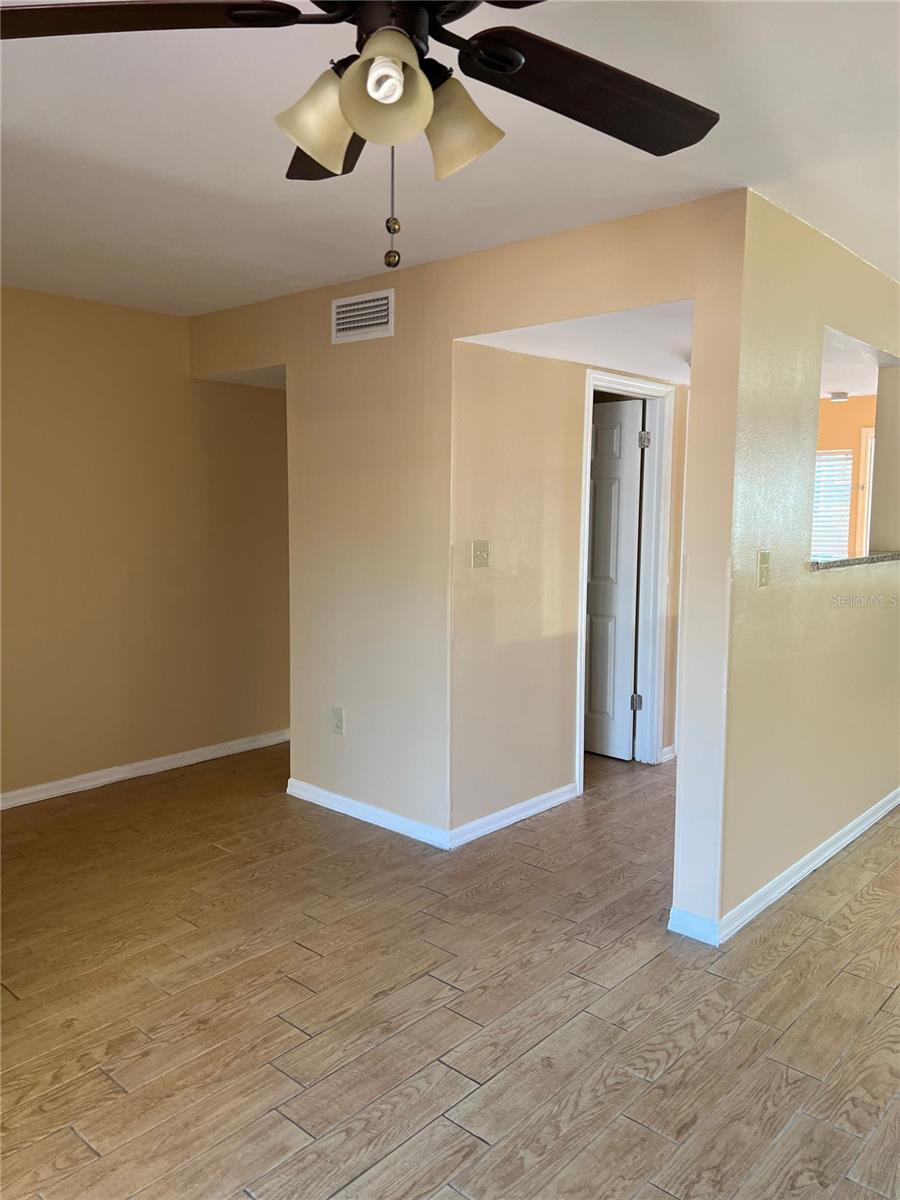 Image 6 of 26 For 2777 Poinciana Boulevard 1113