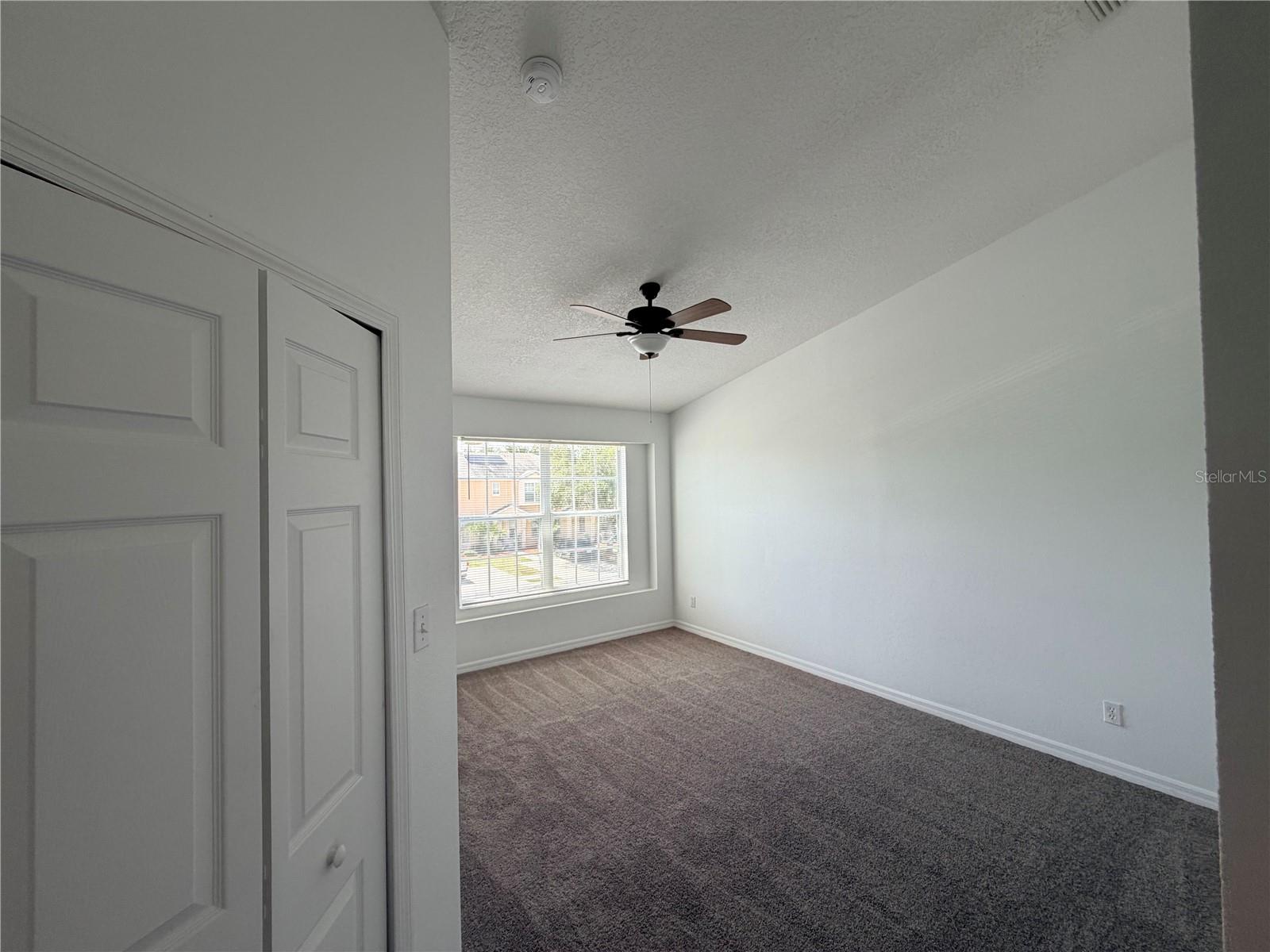 Image 11 of 13 For 642 Captiva Circle