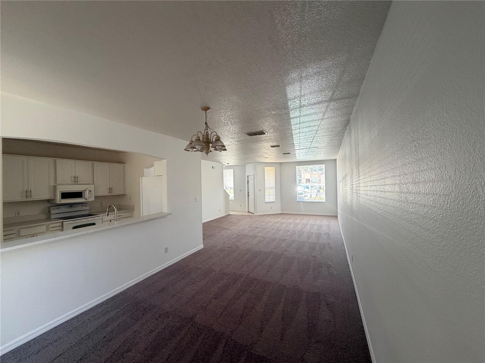 Image 4 of 13 For 642 Captiva Circle