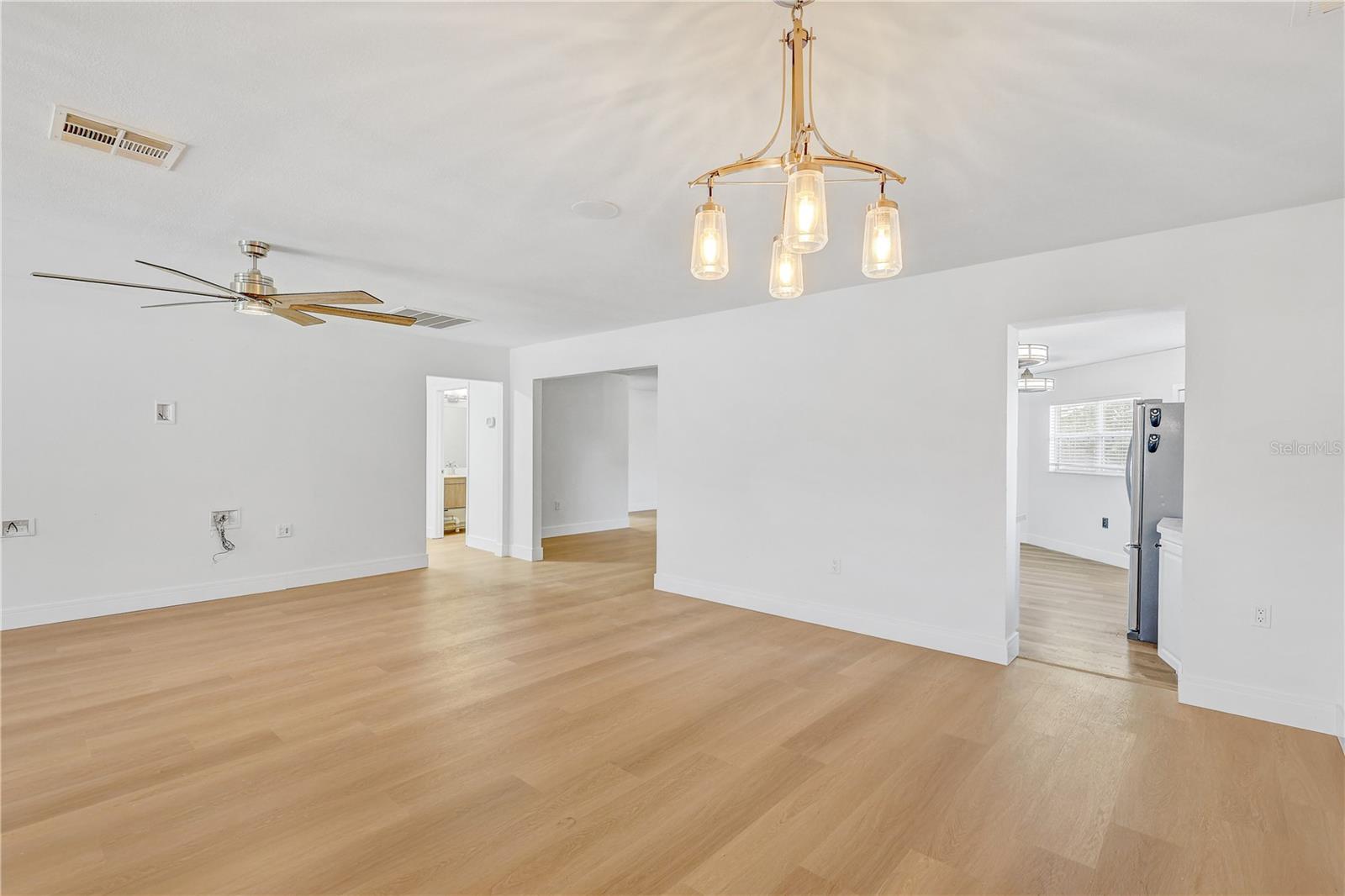 Image 37 of 43 For 7012 Pin Cherry Lane