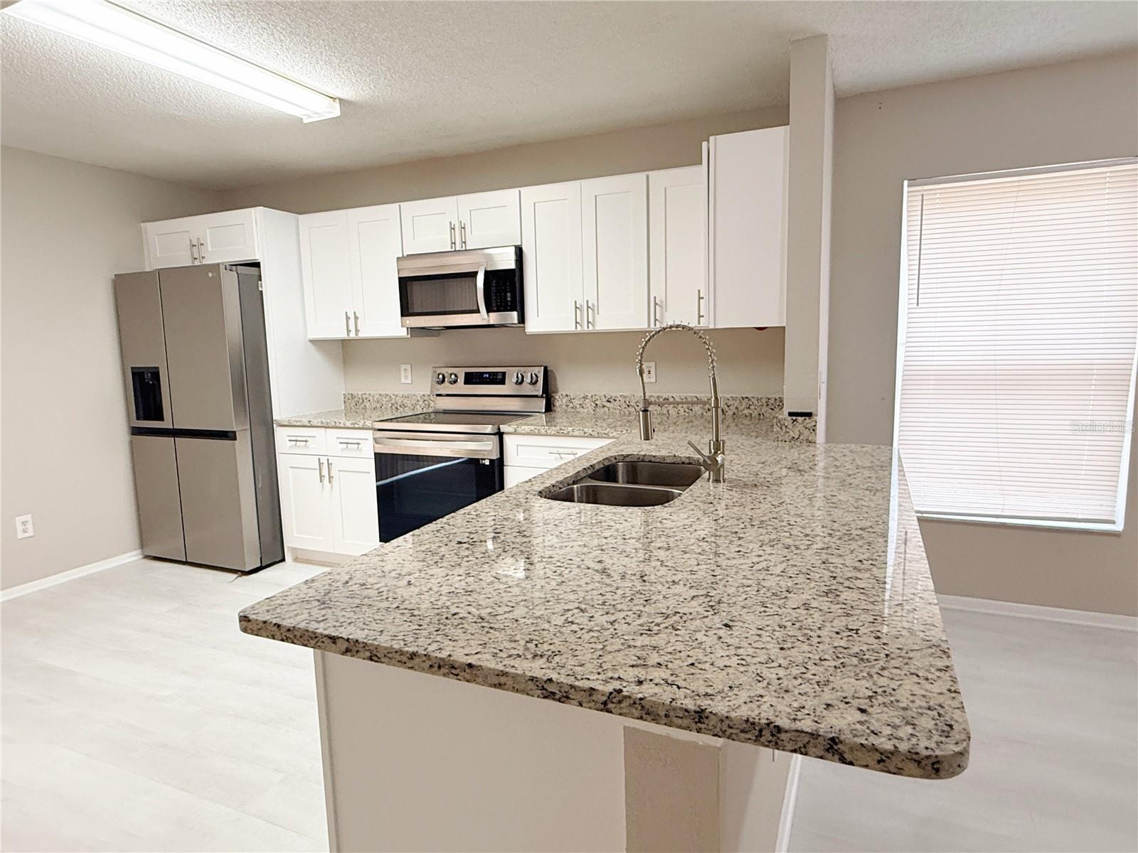 Image 3 of 18 For 4417 Ribblesdale Lane