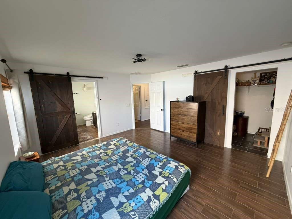 Image 11 of 33 For 2330 Plantation Oak Drive