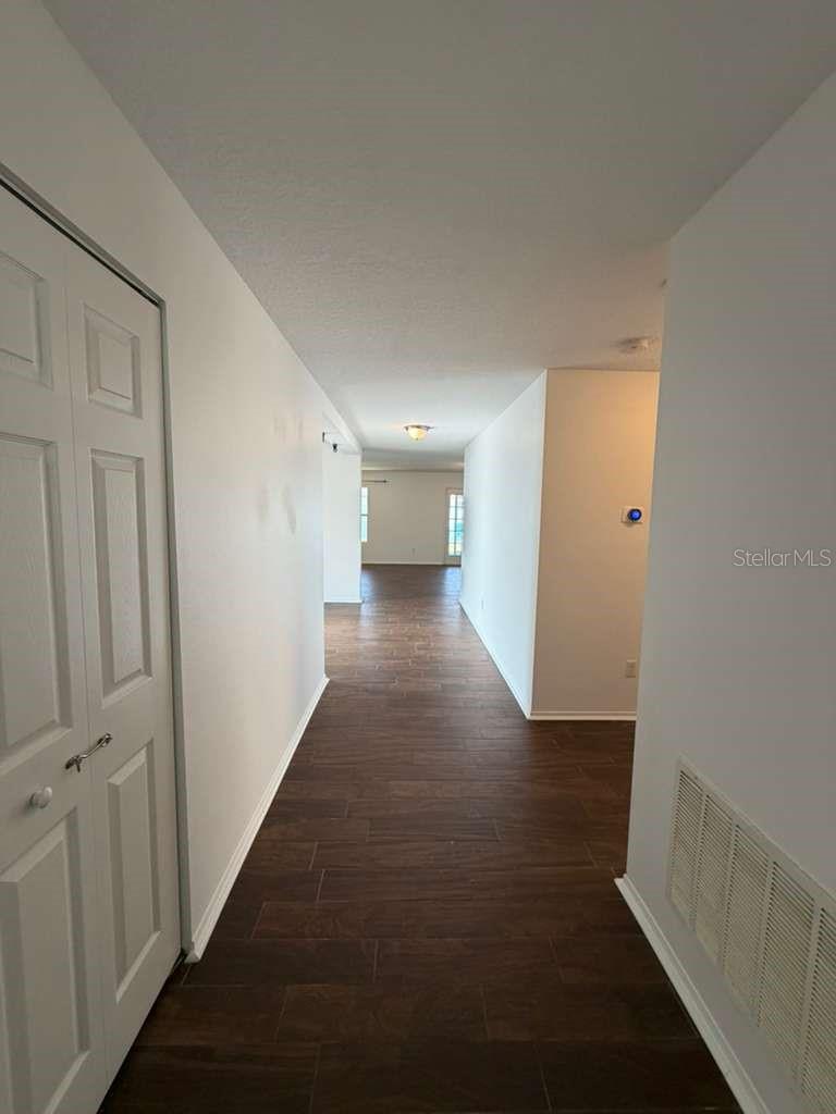 Image 18 of 33 For 2330 Plantation Oak Drive