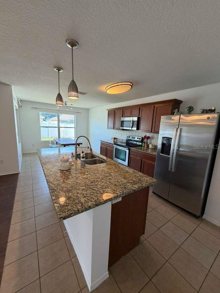 Image 3 of 33 For 2330 Plantation Oak Drive