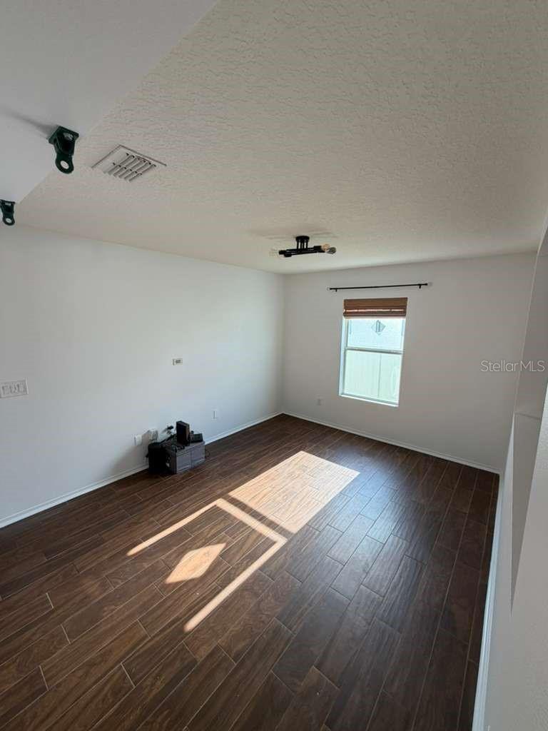 Image 9 of 33 For 2330 Plantation Oak Drive