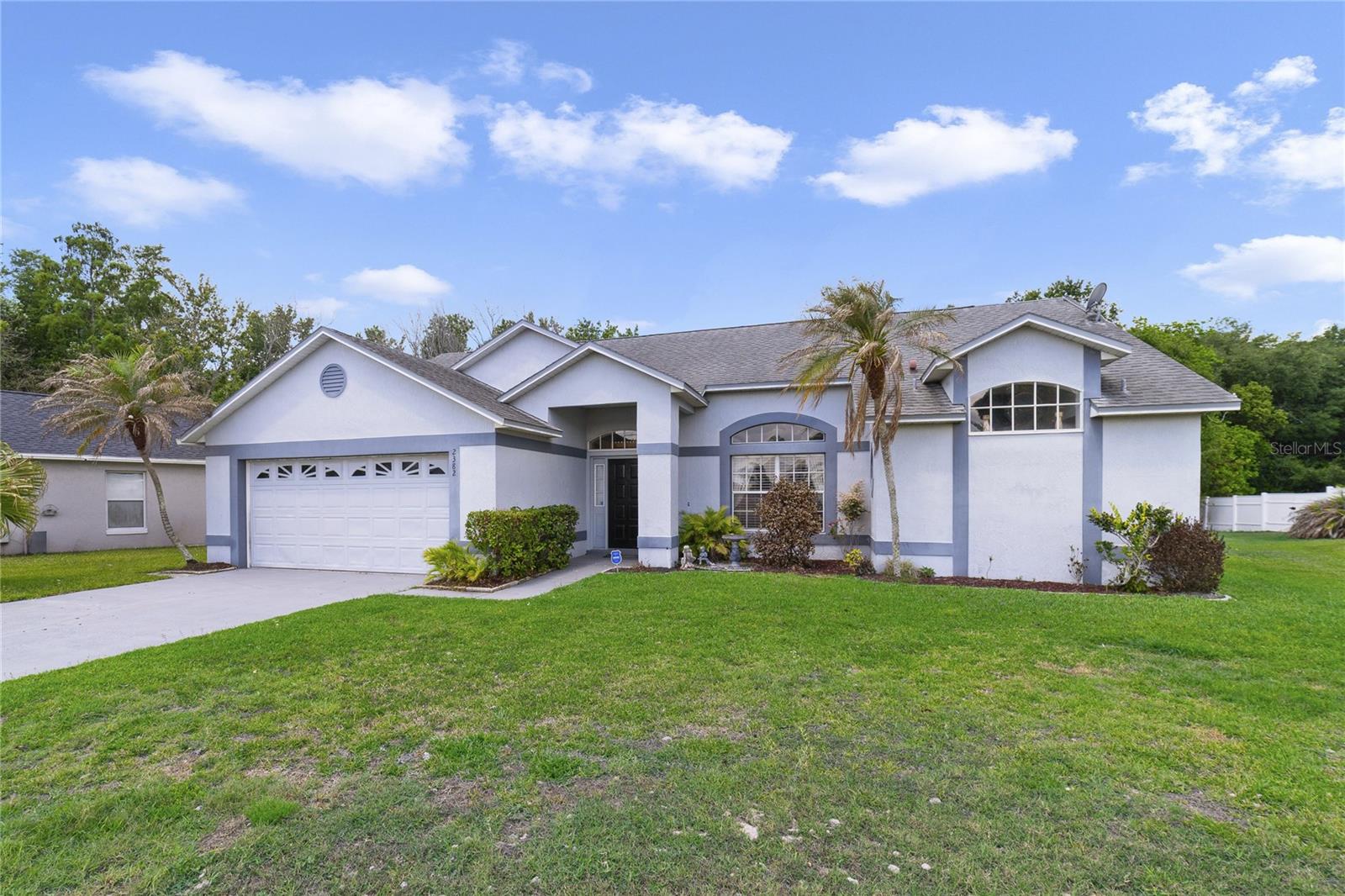 Image 2 of 37 For 2382 Queenswood Circle