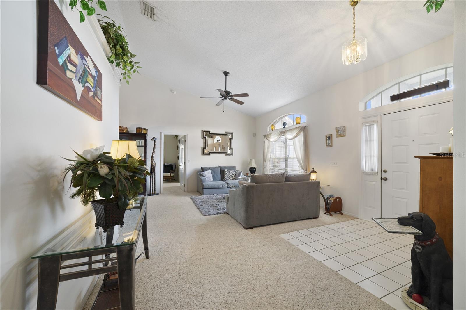 Image 3 of 37 For 2382 Queenswood Circle