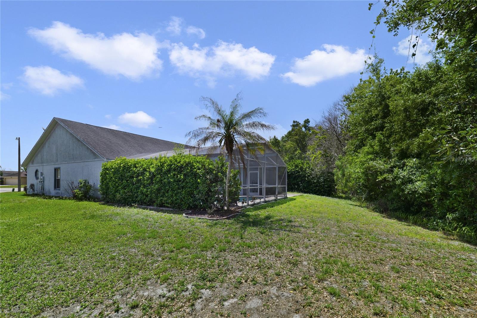 Image 33 of 37 For 2382 Queenswood Circle
