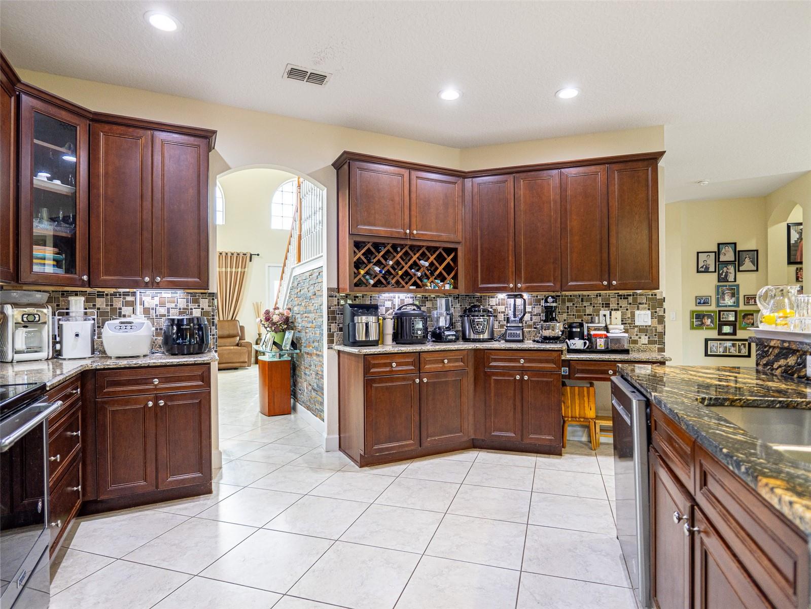 Image 4 of 63 For 34142 Madiera Lane