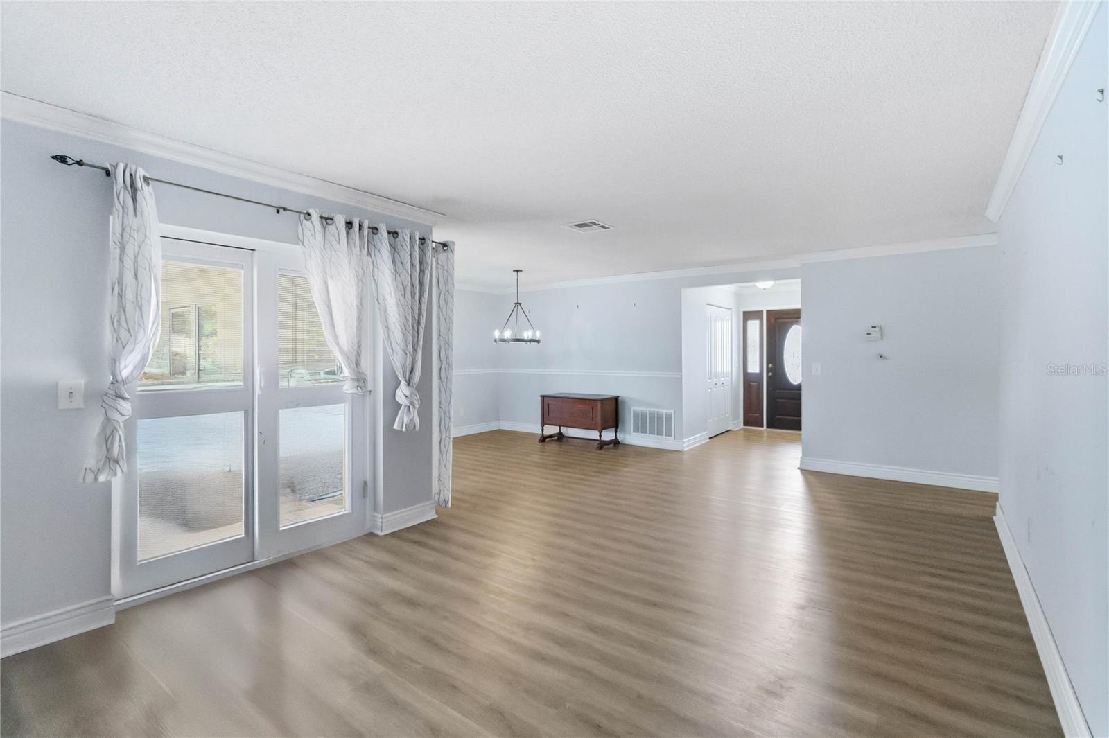 Image 10 of 30 For 78 Cedarwood Circle