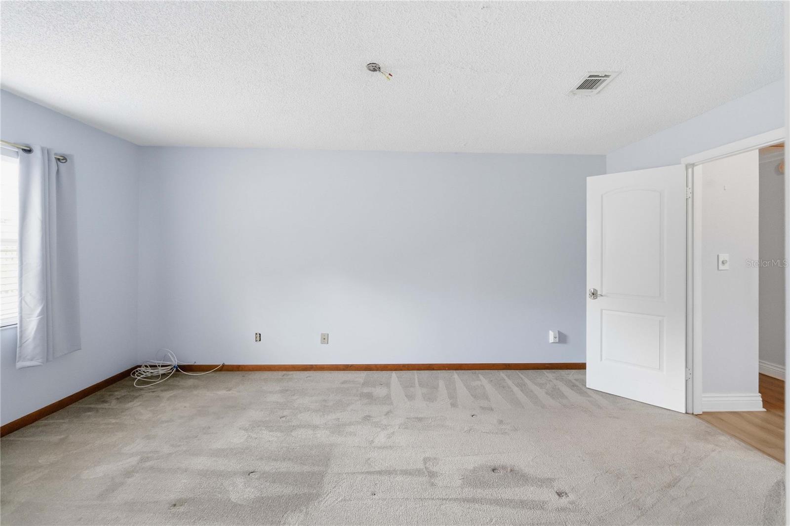 Image 19 of 30 For 78 Cedarwood Circle