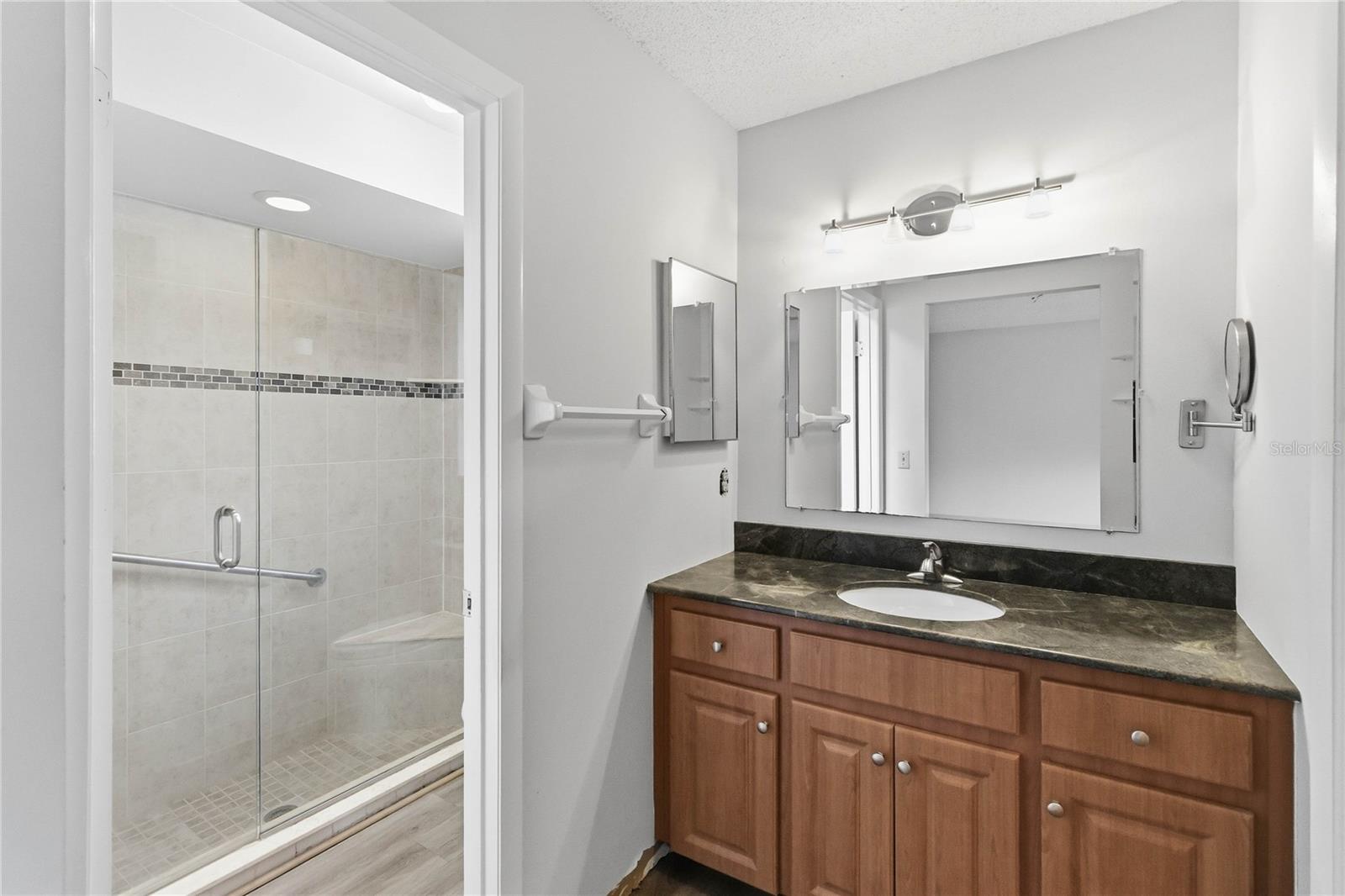 Image 24 of 30 For 78 Cedarwood Circle