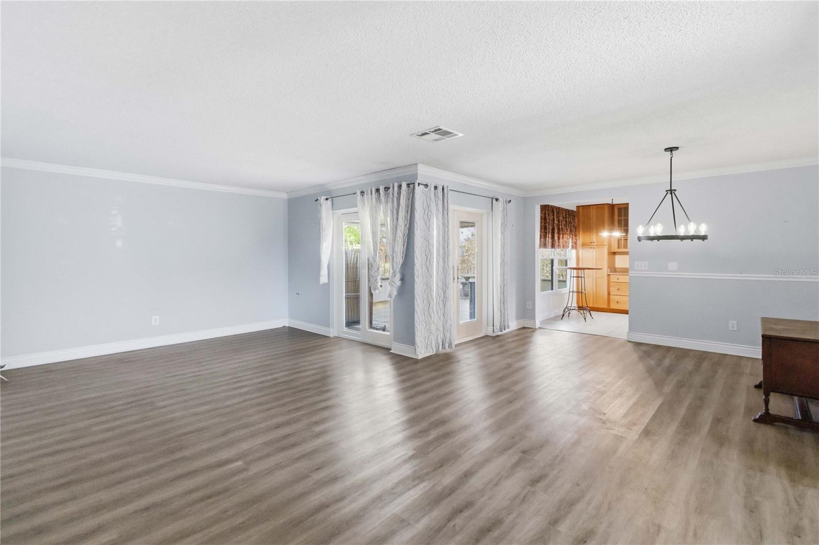 Image 9 of 30 For 78 Cedarwood Circle