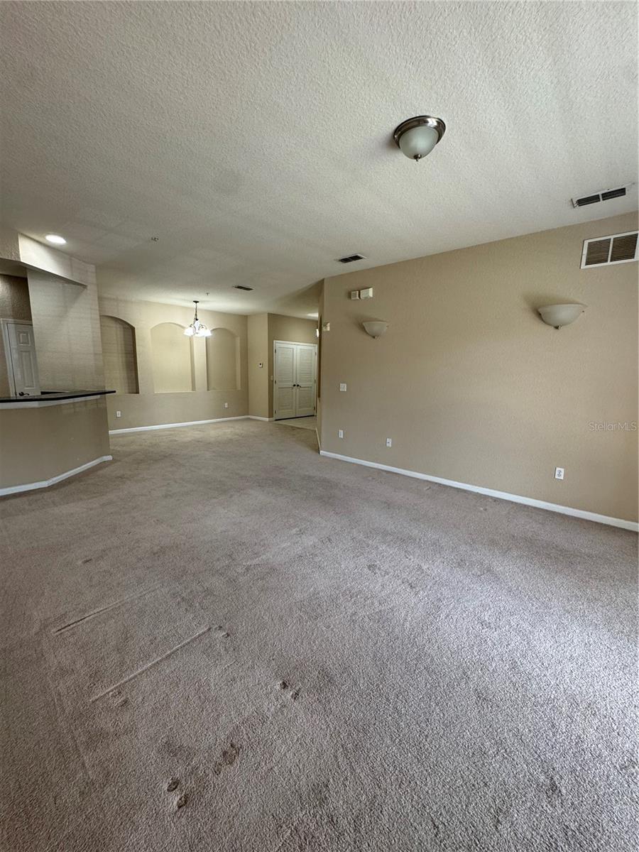 Image 15 of 25 For 3331 Whitestone Circle 101