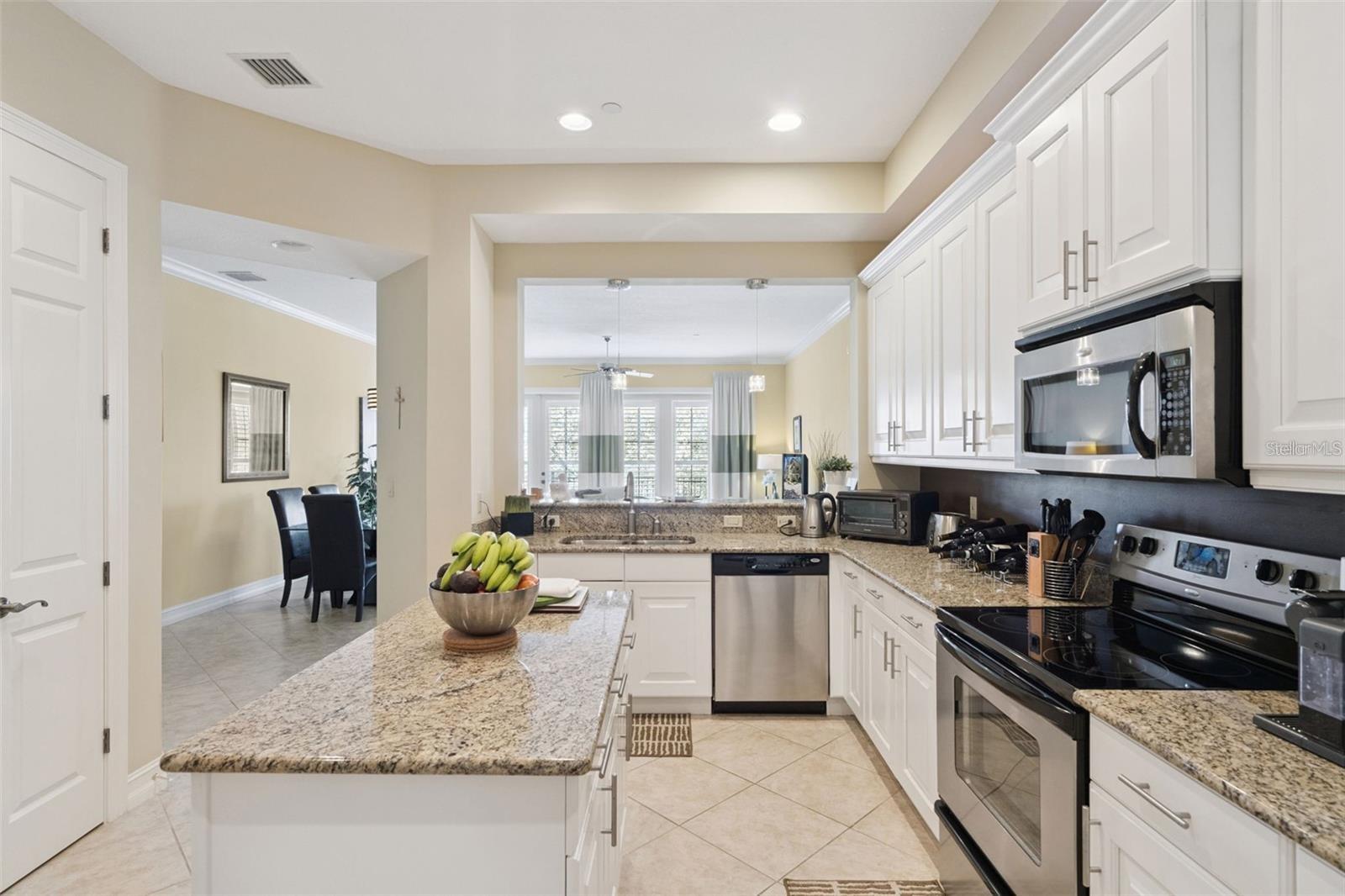 Image 11 of 28 For 600 Mulberry Avenue 3308