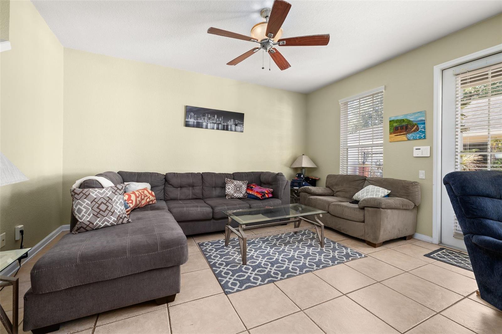 Image 16 of 50 For 12966 Vennetta Way