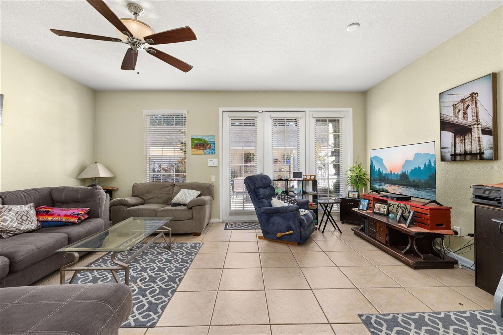 Image 19 of 50 For 12966 Vennetta Way