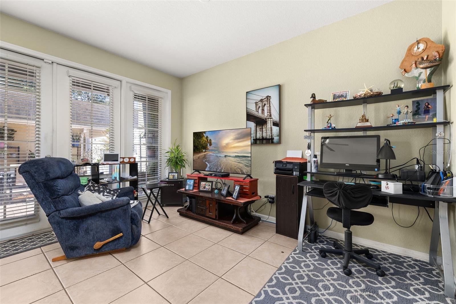Image 20 of 50 For 12966 Vennetta Way
