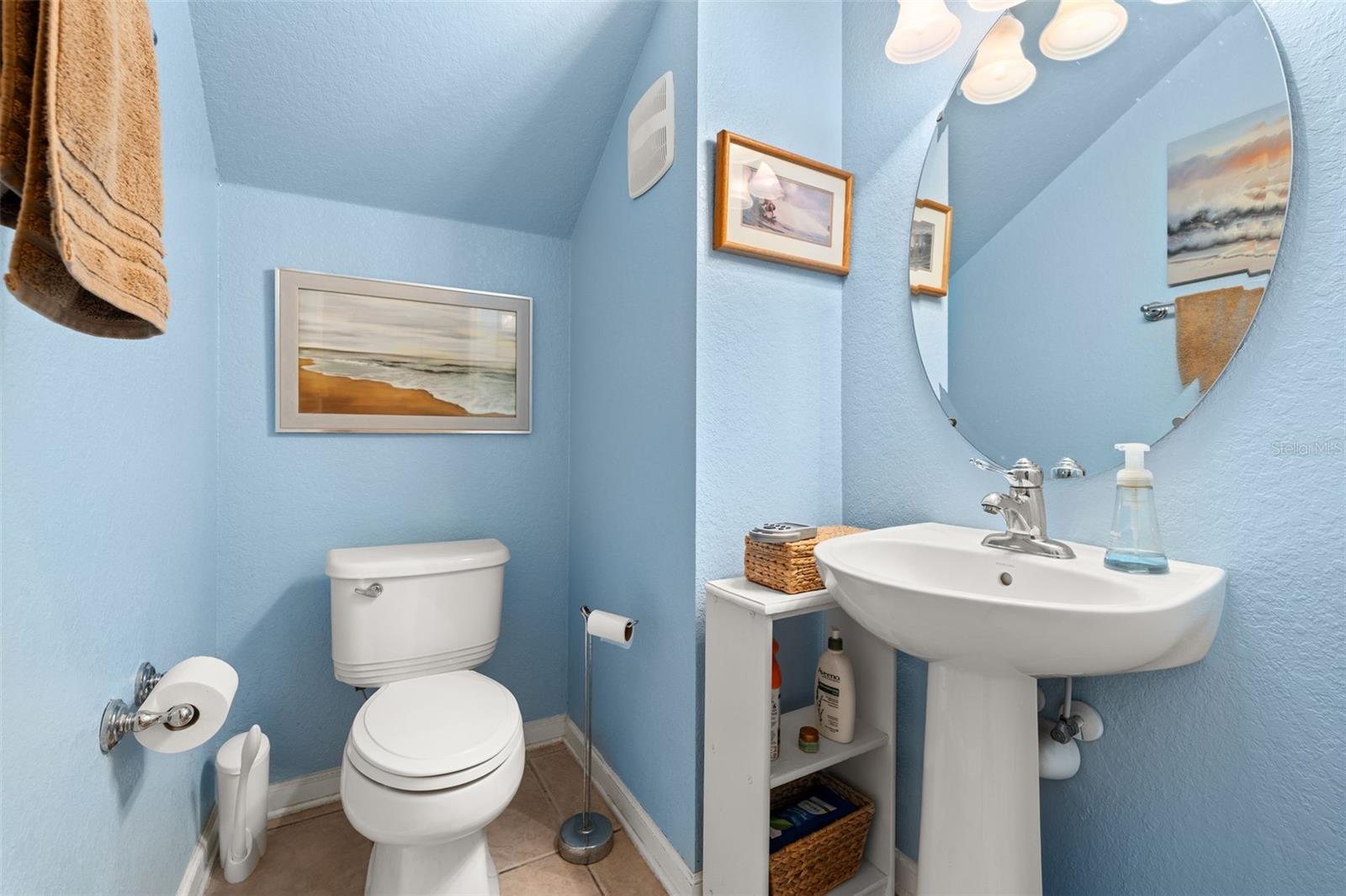 Image 22 of 50 For 12966 Vennetta Way