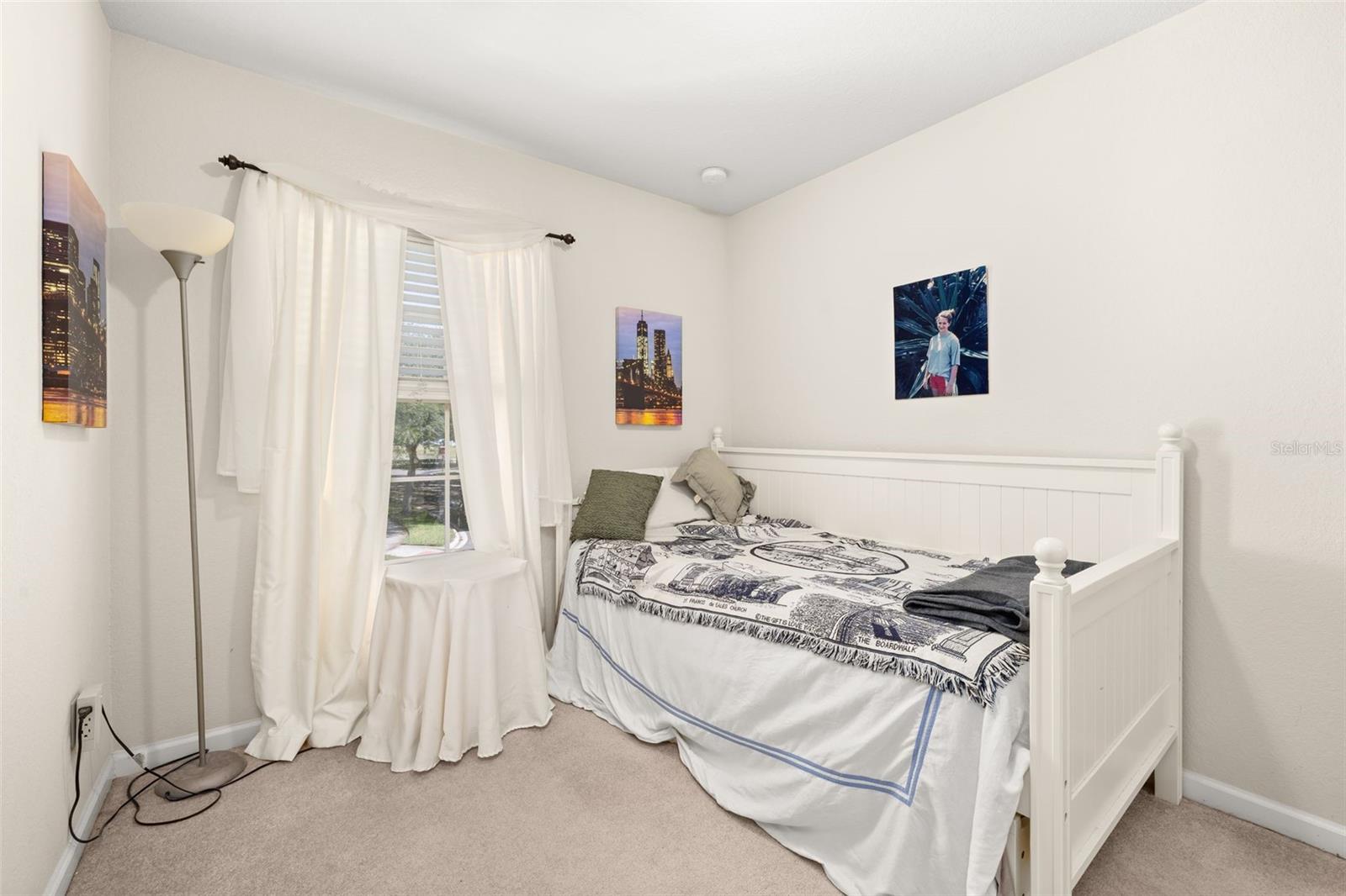 Image 36 of 50 For 12966 Vennetta Way
