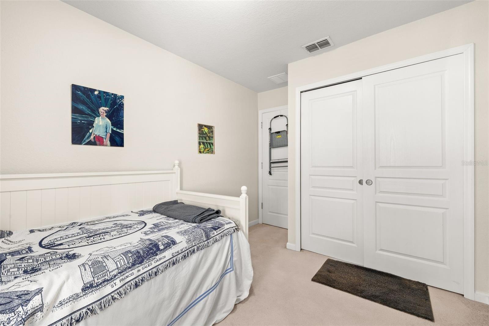 Image 37 of 50 For 12966 Vennetta Way