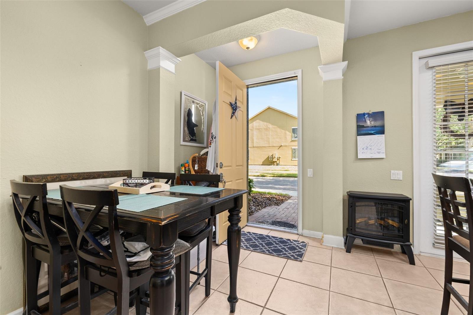 Image 7 of 50 For 12966 Vennetta Way
