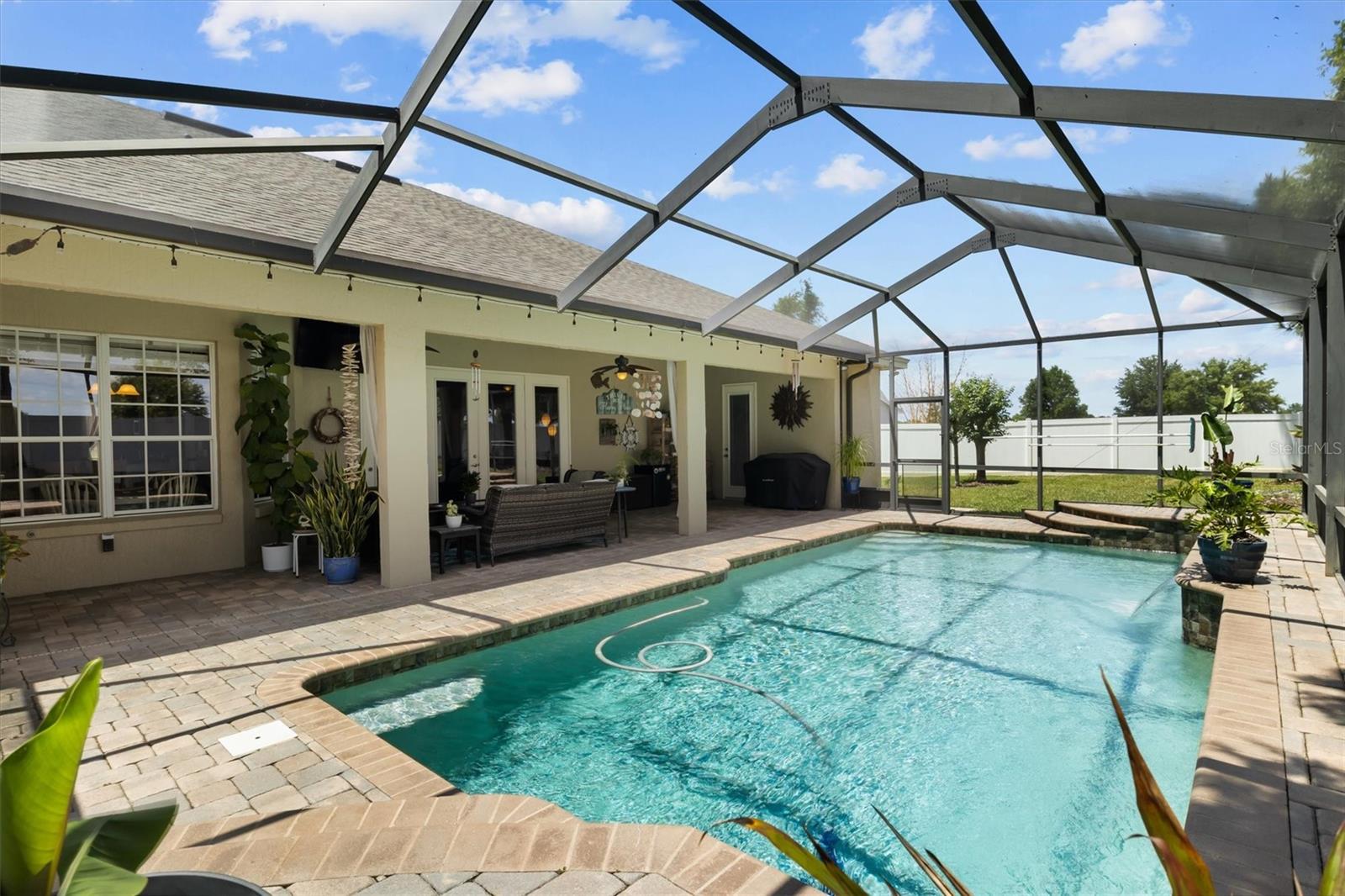 Listing photo id 44 for 1930 Austin Terrace