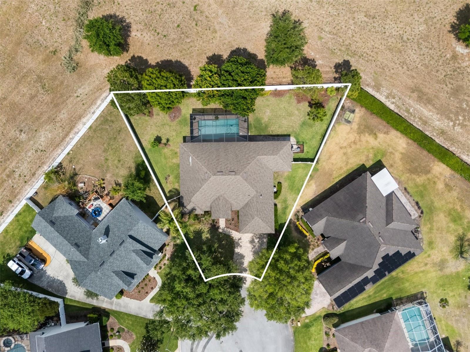 Listing photo id 53 for 1930 Austin Terrace