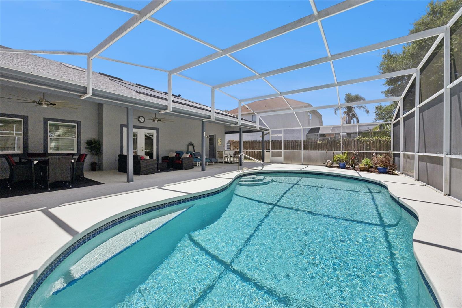 Image 3 of 62 For 2948 Pembridge Street