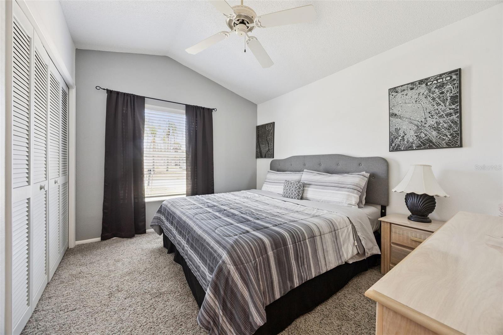 Image 34 of 62 For 2948 Pembridge Street