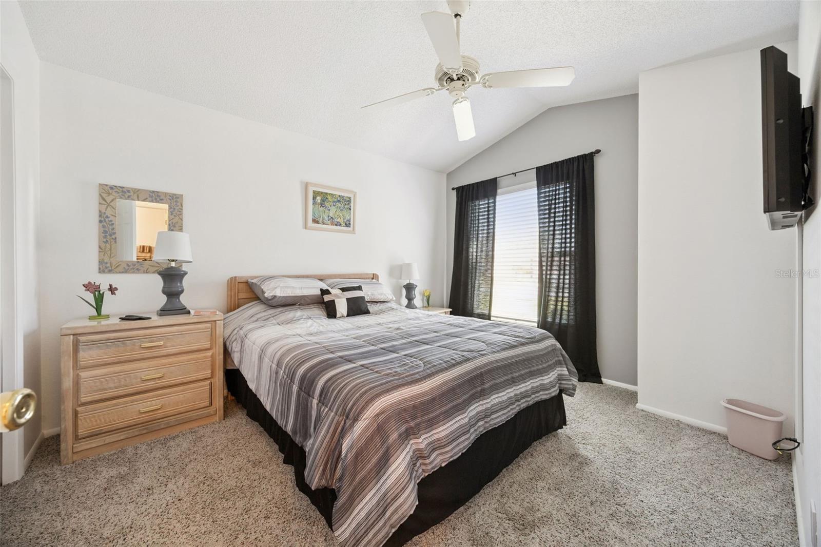 Image 36 of 62 For 2948 Pembridge Street