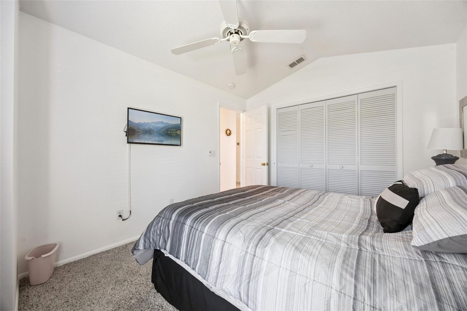 Image 37 of 62 For 2948 Pembridge Street