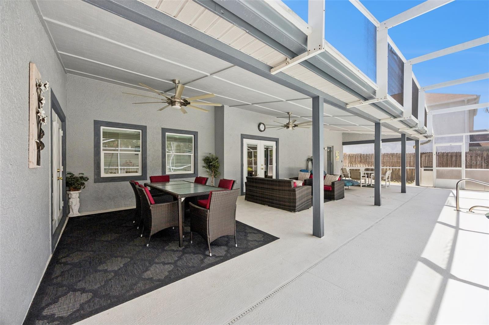Image 44 of 62 For 2948 Pembridge Street