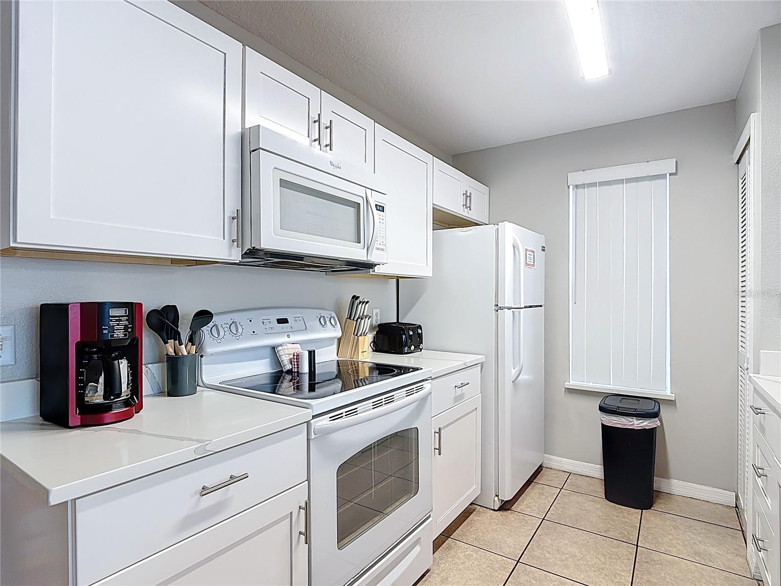Image 9 of 28 For 8710 Rain Forest Place B