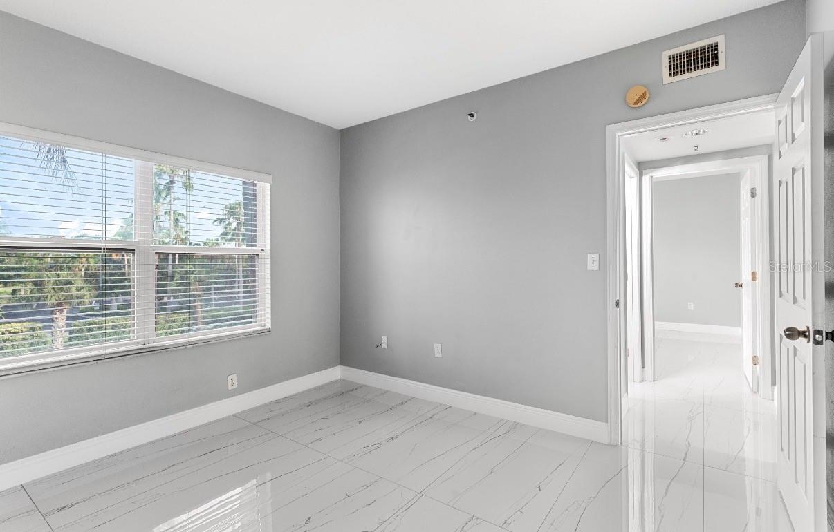 Image 16 of 18 For 2725 Terra Ceia Bay Boulevard 201