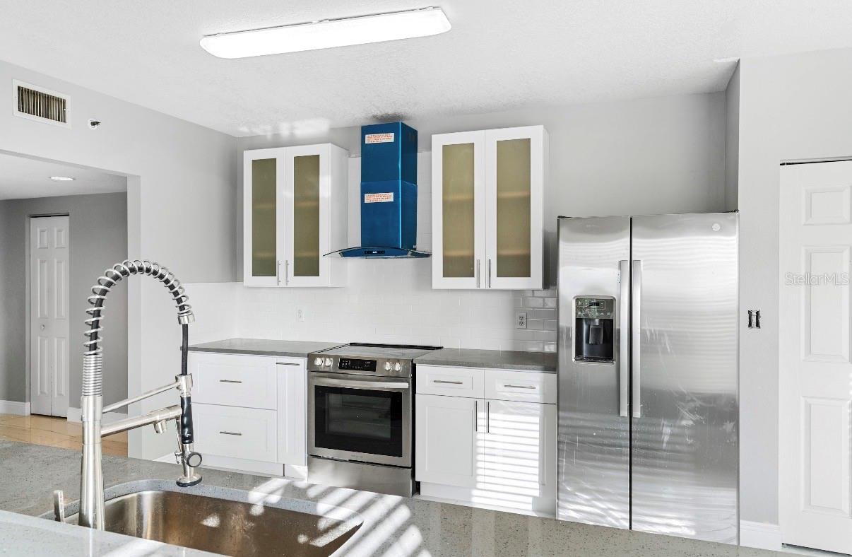 Image 7 of 18 For 2725 Terra Ceia Bay Boulevard 201