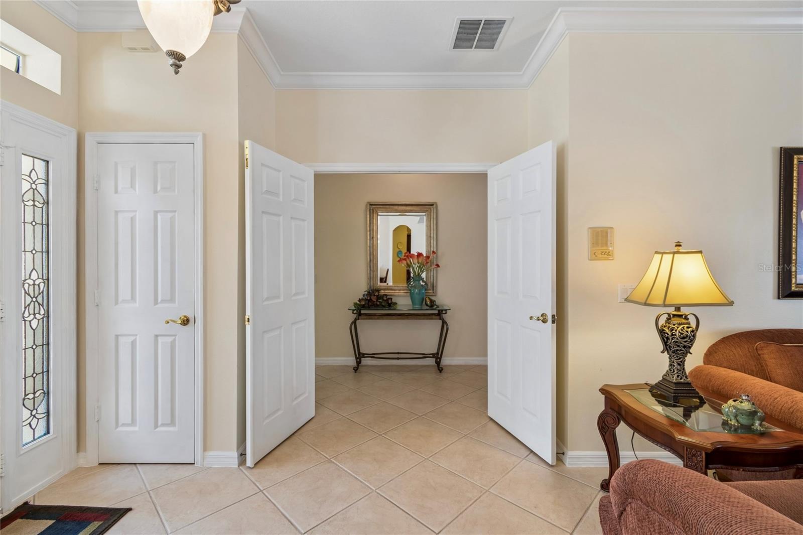 Image 21 of 64 For 632 Shorehaven Dr
