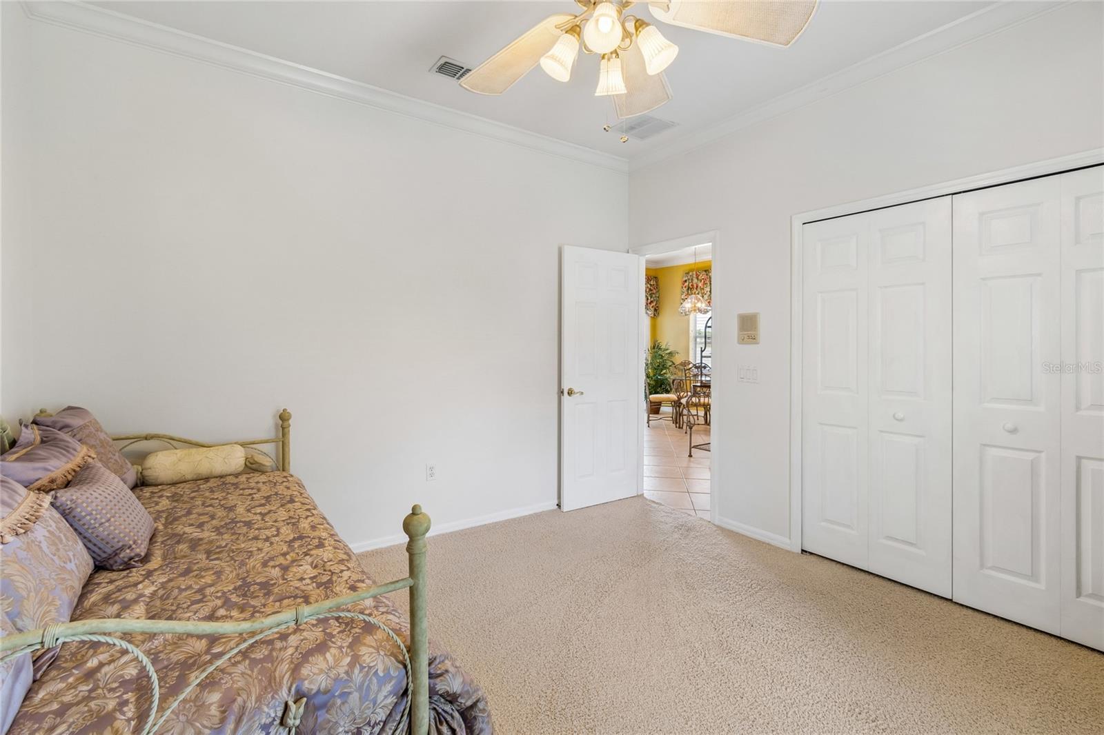 Image 34 of 64 For 632 Shorehaven Dr