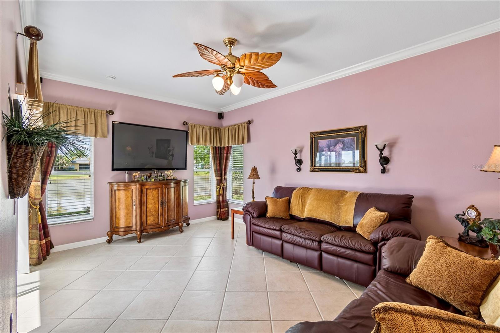 Image 36 of 64 For 632 Shorehaven Dr