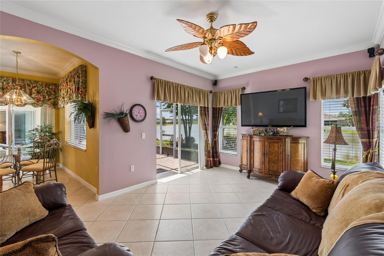 Image 37 of 64 For 632 Shorehaven Dr
