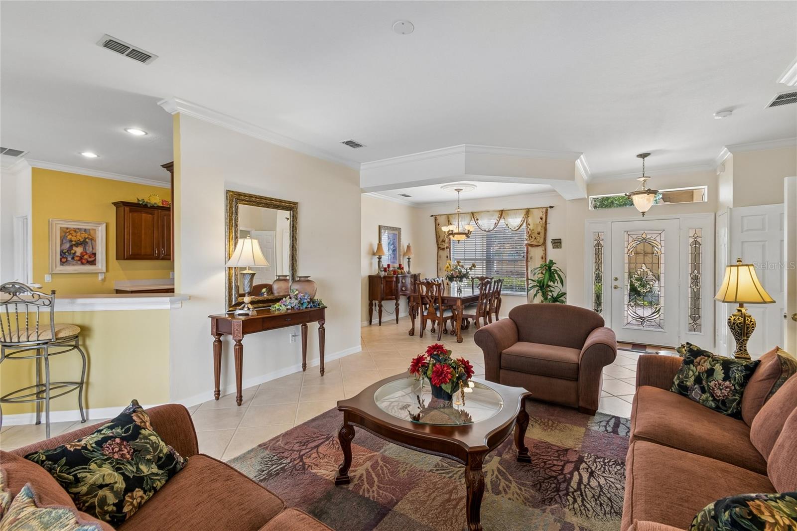 Image 7 of 64 For 632 Shorehaven Dr