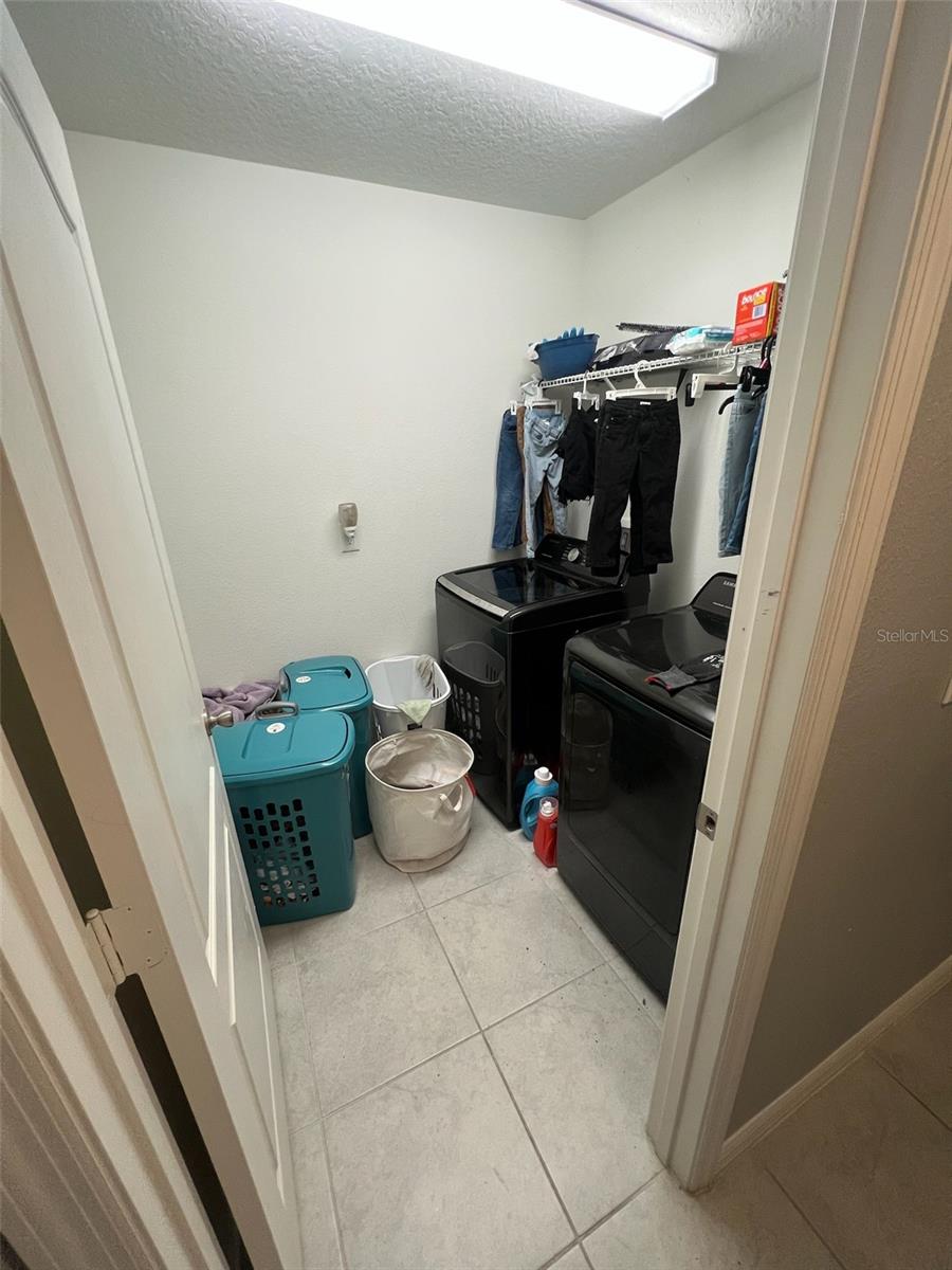 Image 18 of 22 For 2489 Bulrush Drive