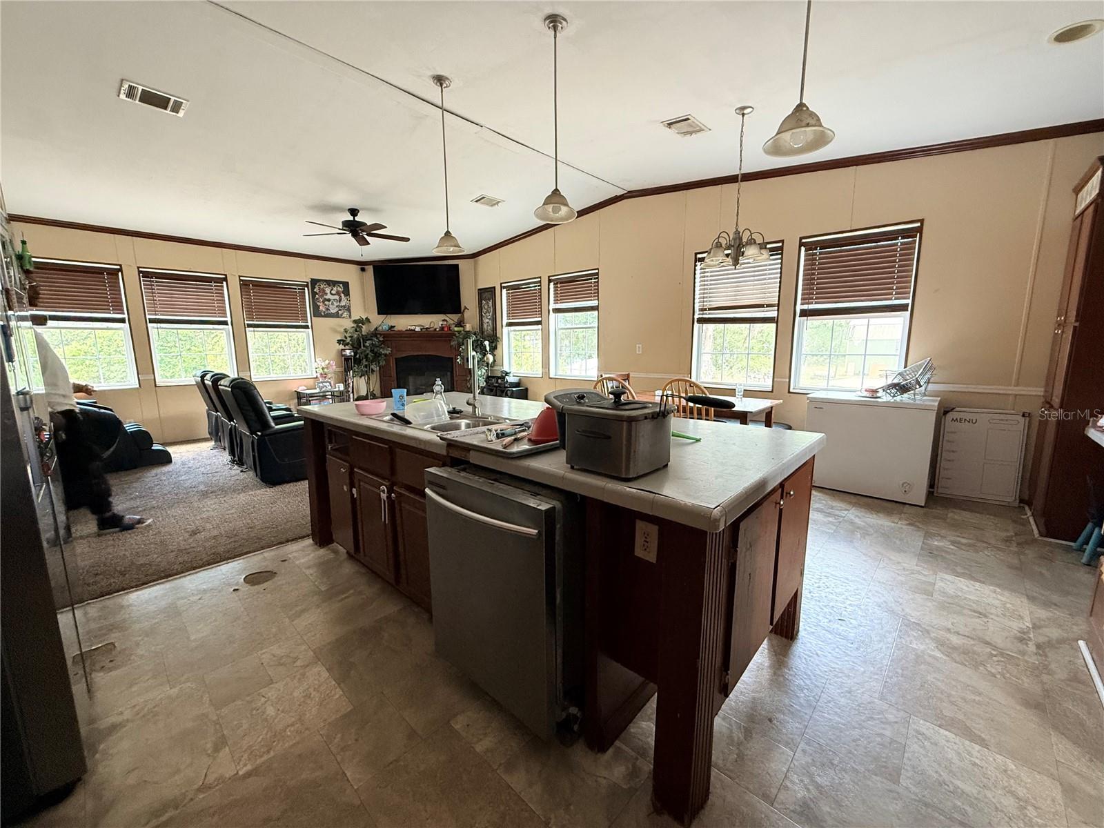 Image 14 of 40 For 21520 147th Lane