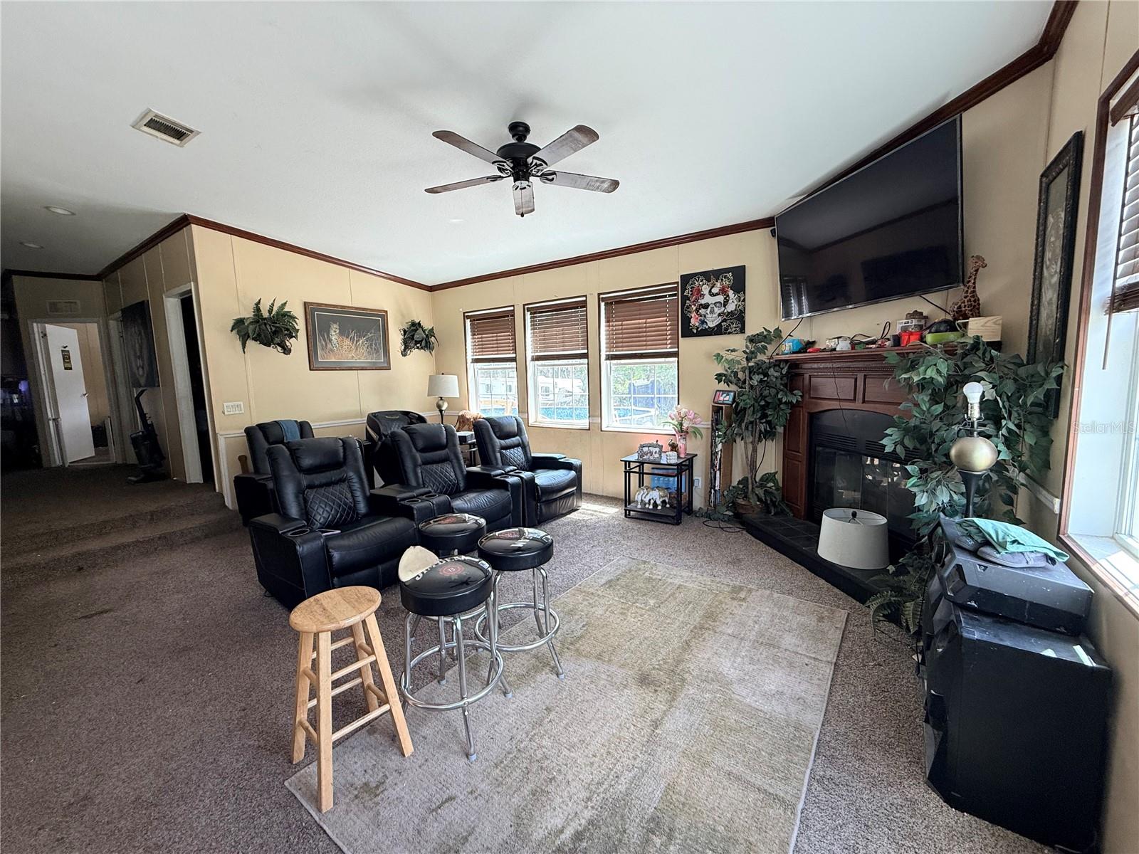 Image 18 of 40 For 21520 147th Lane