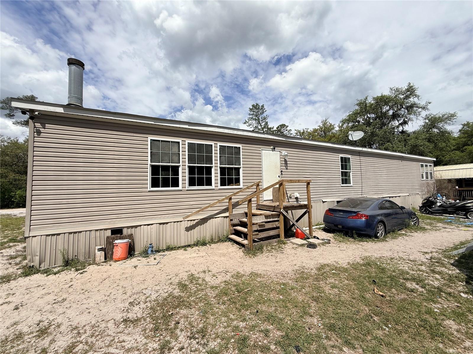 Image 8 of 40 For 21520 147th Lane